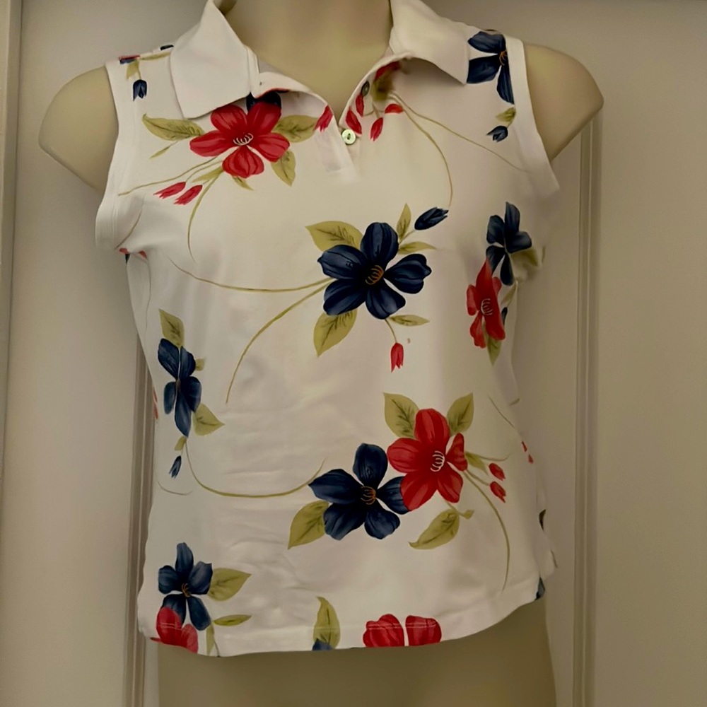 La cabana retro polo tank top. Tropical flowers